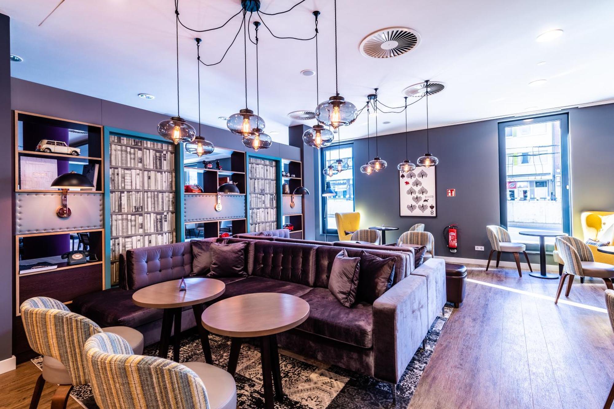 Premier Inn Duesseldorf City Centre Dış mekan fotoğraf